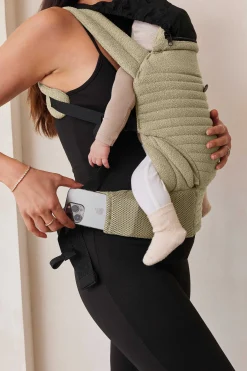 BUMPSUIT The Armadillo Baby Carrier - Matcha| The Armadillo