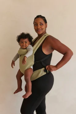 BUMPSUIT The Armadillo Baby Carrier - Matcha| The Armadillo