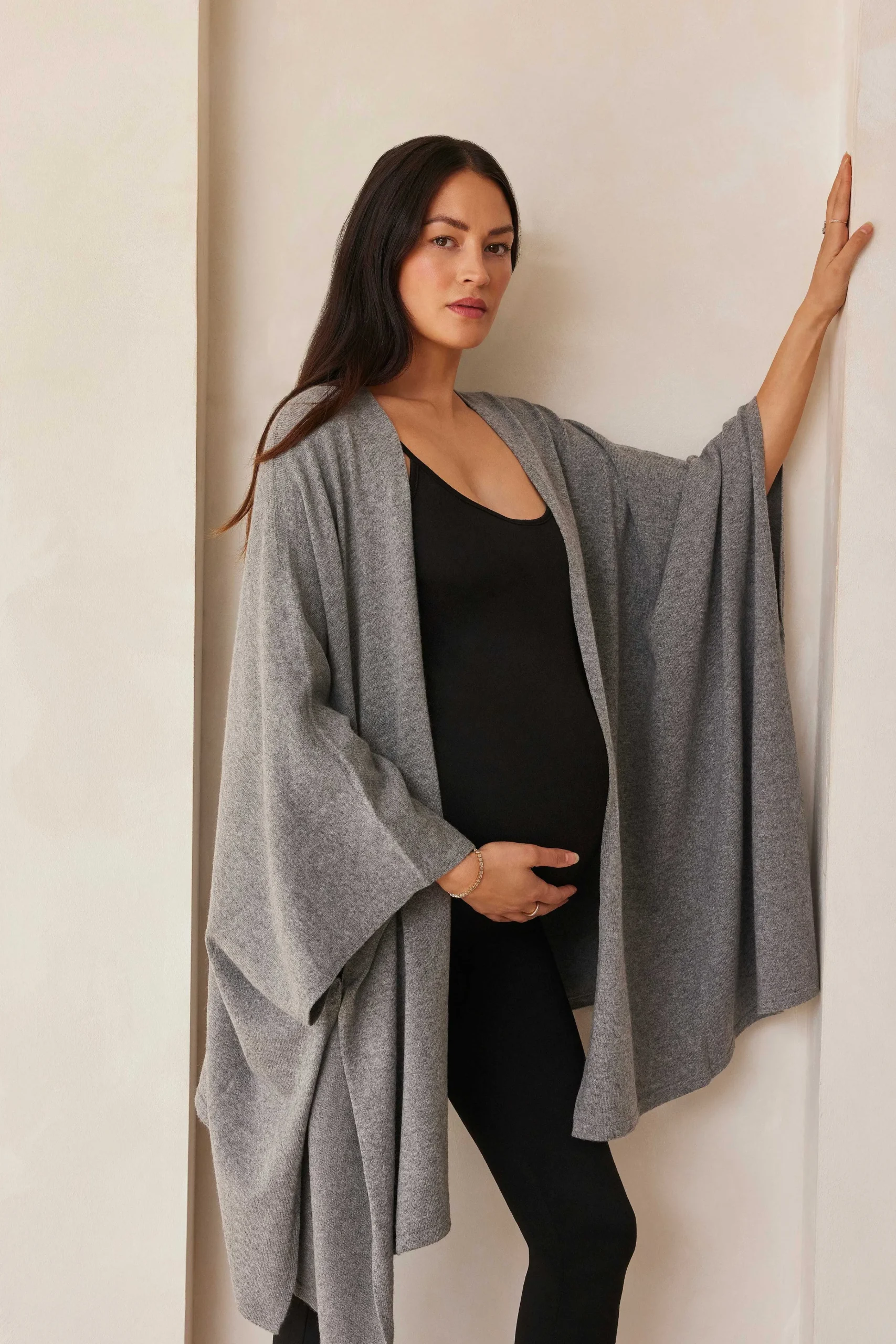 BUMPSUIT The Infinity Wrap| Nursing